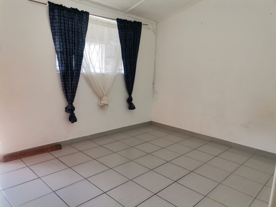 To Let 2 Bedroom Property for Rent in Heideveld Western Cape